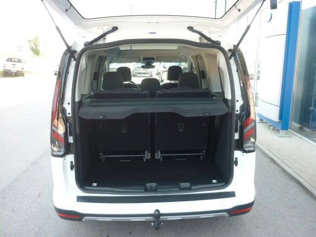Ford Grand Tourneo