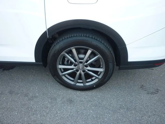 Ford Grand Tourneo
