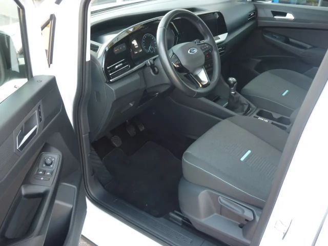 Ford Grand Tourneo