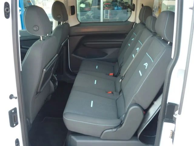 Ford Grand Tourneo
