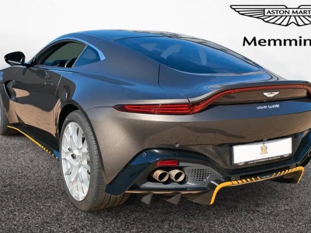 Aston Martin V8