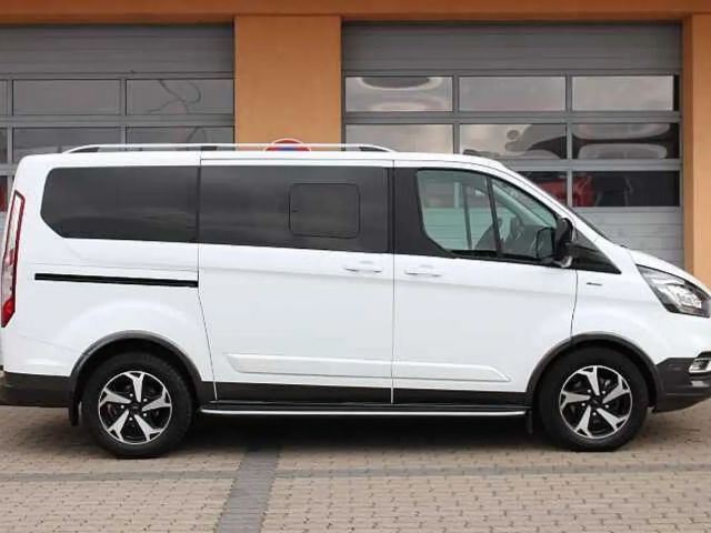 Ford Tourneo Custom