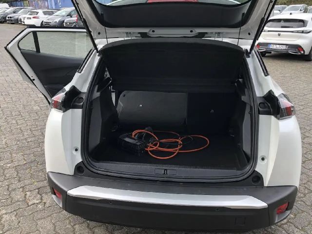 Peugeot e-2008
