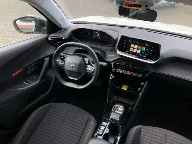 Peugeot e-2008