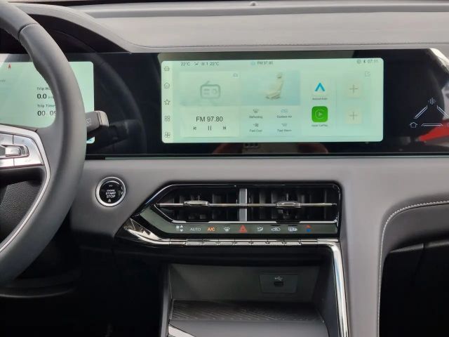 JAC JS8 Pro