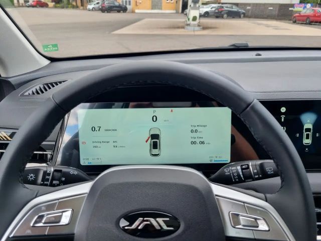 JAC JS8 Pro