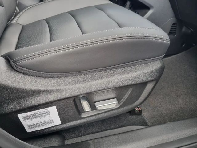 JAC JS8 Pro
