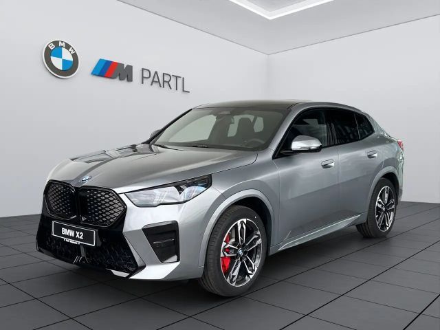BMW iX2 xDrive30 M Sport + Pro NAVI LED PANO AHK HUD 2026 Elektrisch