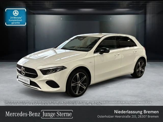 Mercedes-Benz A 250 e PROGRESSIVE+NIGHT+LED+KAMERA+8G 2025 Hybride / Benzine
