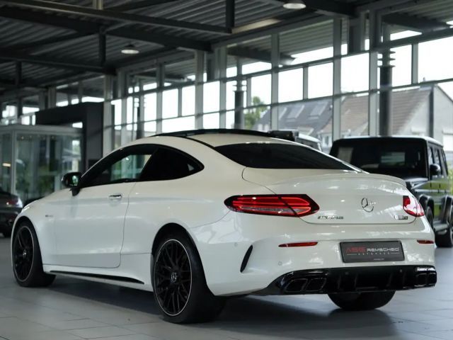 Mercedes-Benz C 63 AMG