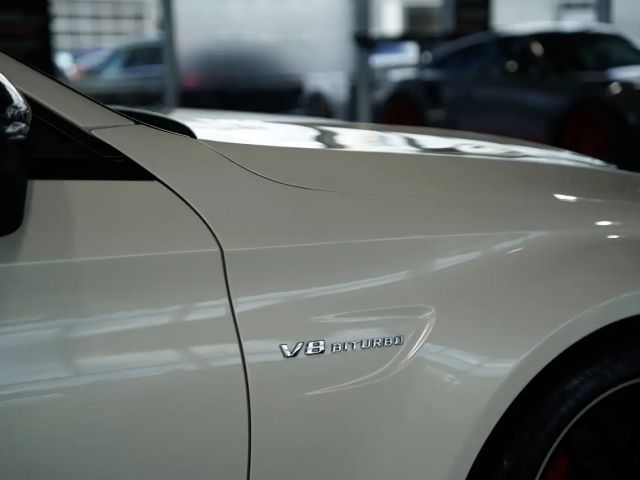 Mercedes-Benz C 63 AMG