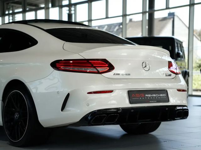 Mercedes-Benz C 63 AMG