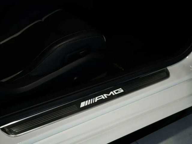 Mercedes-Benz C 63 AMG