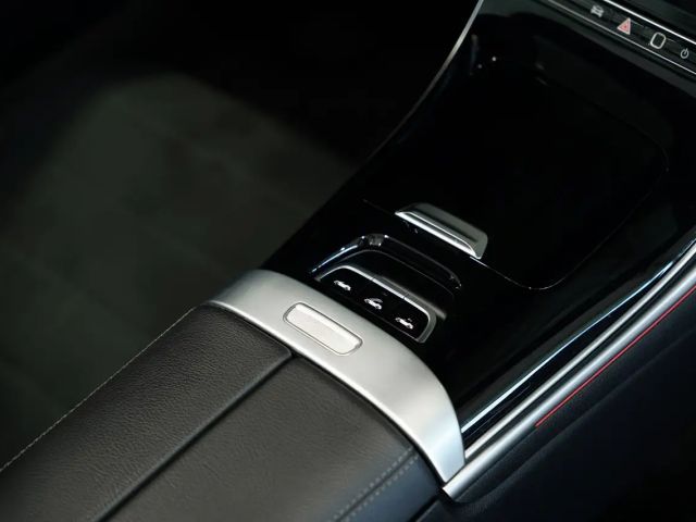 Mercedes-Benz CLE 300