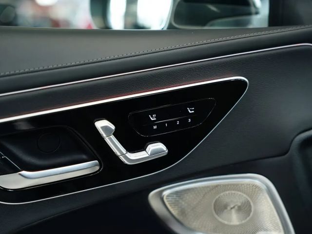 Mercedes-Benz CLE 300