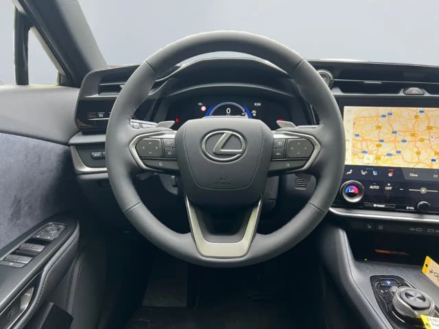 Lexus RZ