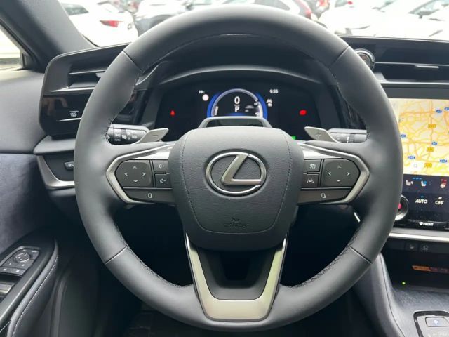 Lexus RZ