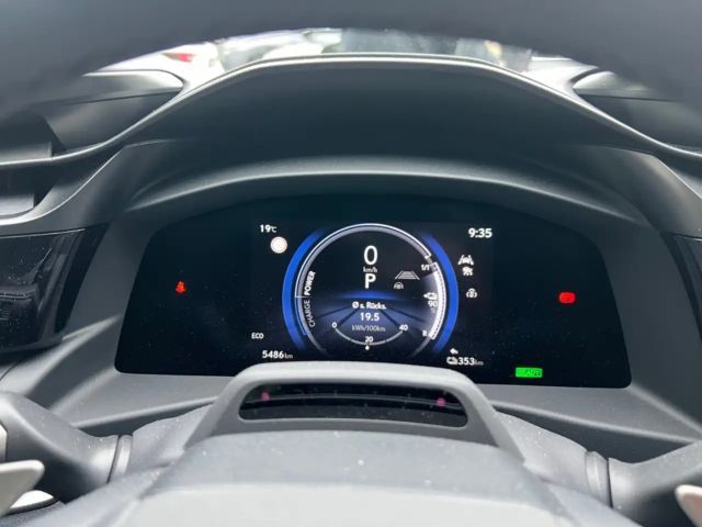 Lexus RZ