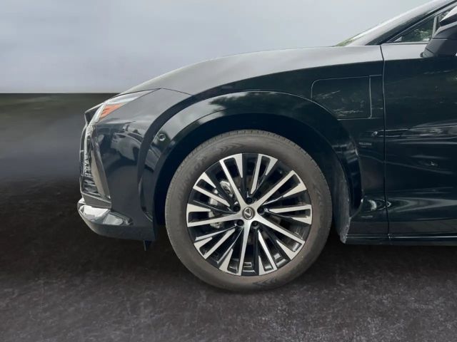 Lexus RZ