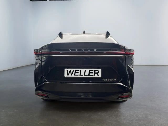 Lexus RZ