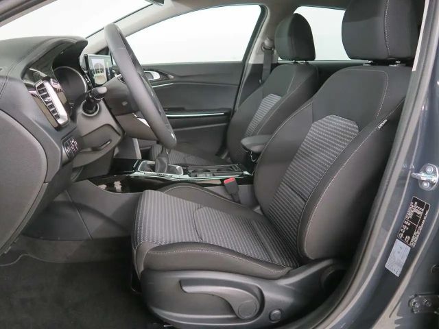 Kia Ceed / cee'd
