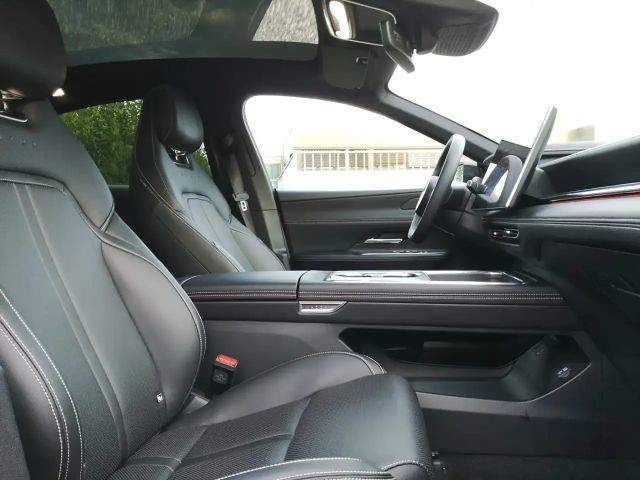 Mazda 6e