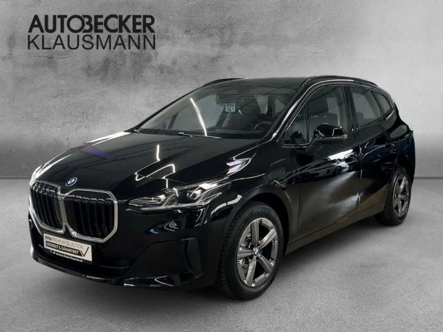 BMW 230 e xDrive Active Tourer 17'' LC PROF HuD AHK ACC 36 2025 Hybride / Benzine