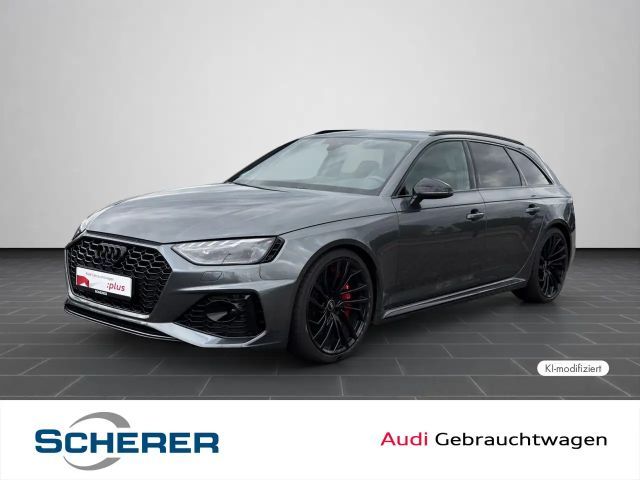 Audi RS4 KERAMIK 280KM/H DRC ACC NAVI MATRIX R 2023 Benzine