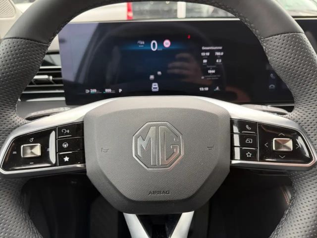 MG HS