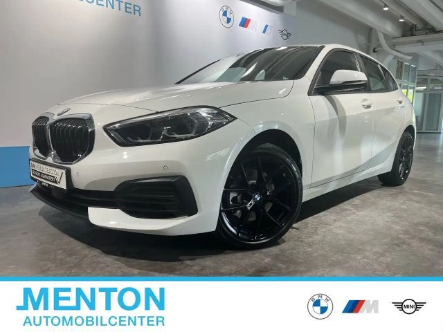 BMW 118 i Advantage DAB LED WLAN Tempomat Klimaaut. 2023 Benzine