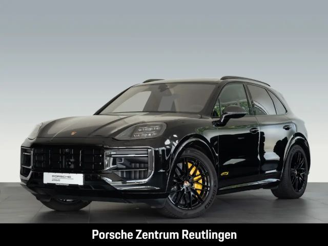 Porsche Cayenne GTS Burmester Nachtsicht InnoDrive PCCB 2025 Benzine