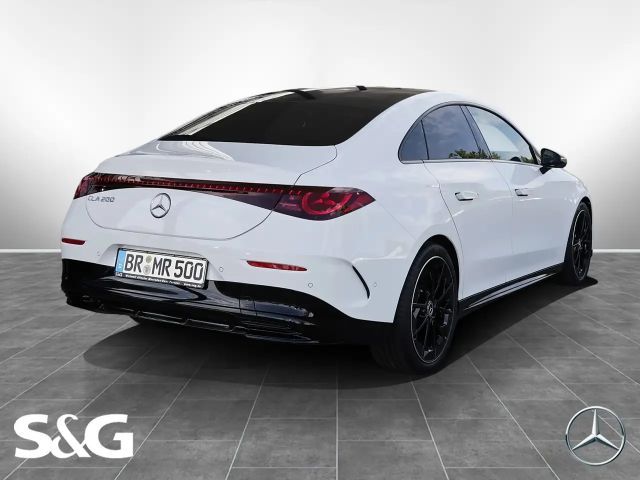 Mercedes-Benz CLA 200