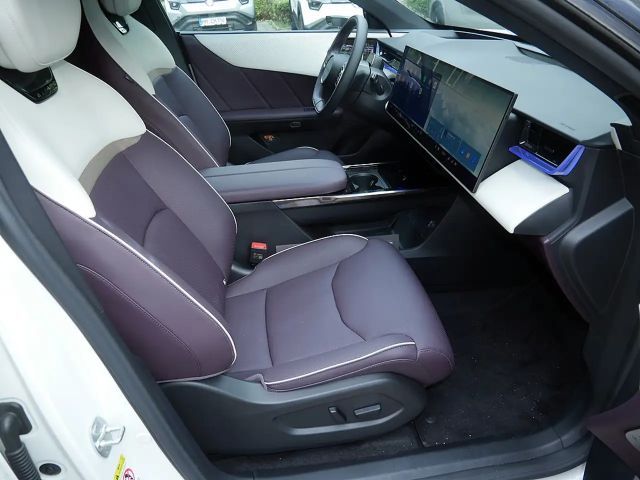 Mazda CX-6e