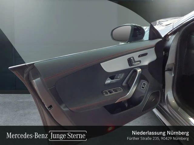 Mercedes-Benz CLA 35 AMG
