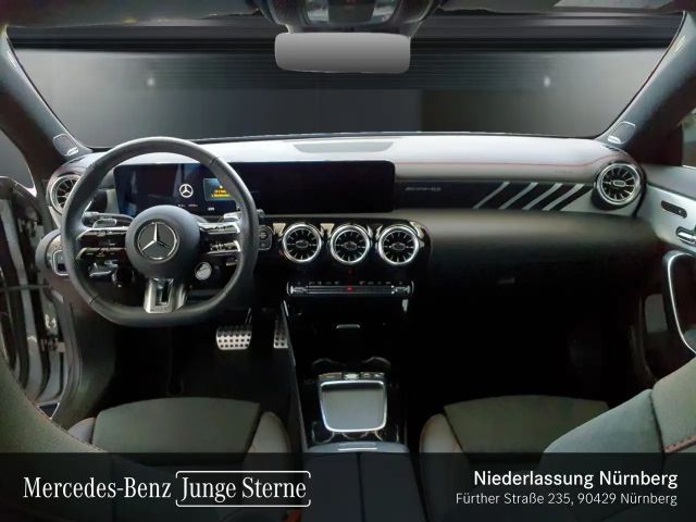 Mercedes-Benz CLA 35 AMG