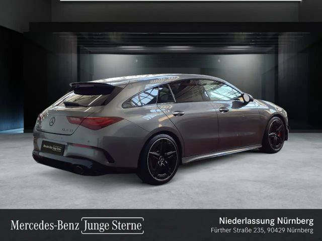 Mercedes-Benz CLA 35 AMG