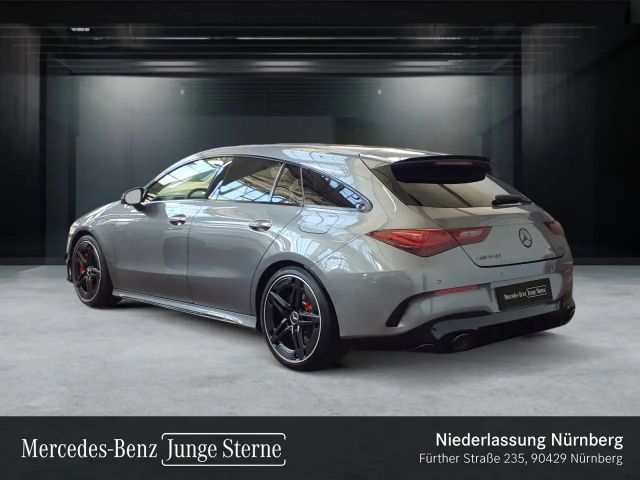 Mercedes-Benz CLA 35 AMG