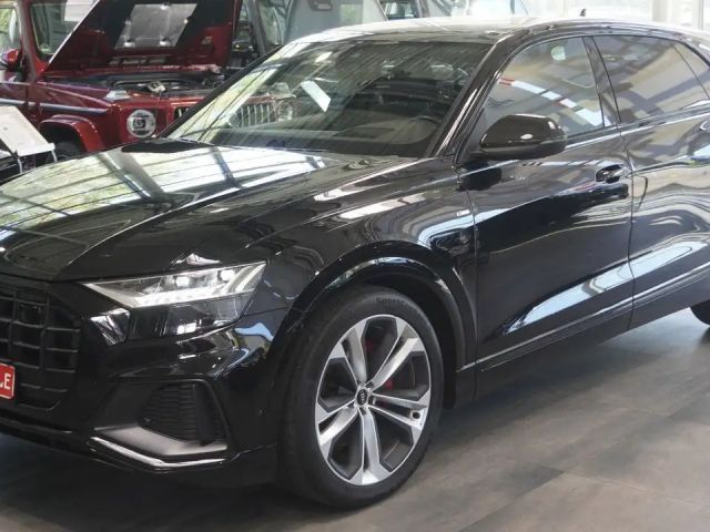 Audi Q8 50 TDI S-LINE*COMPETITION-PLUS*LUFT*CARBON*22 2023 Diesel