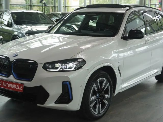 BMW iX3 M Sport PANO ACC AHK 360°KAM 2024 Elektrisch