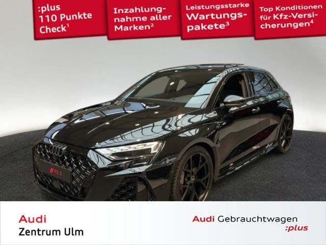 Audi RS3 RS3 Sportback KERAMIK RS-AGA PANO LEDER Vmax=290 2026 Benzine