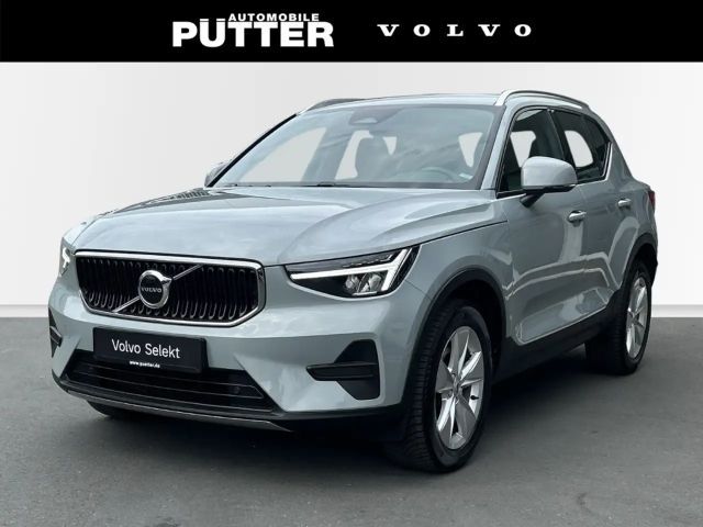 Volvo XC40 B3 Benzin Core 18'' Allwetter AHK LED LenkradHZG S 2023 Benzine