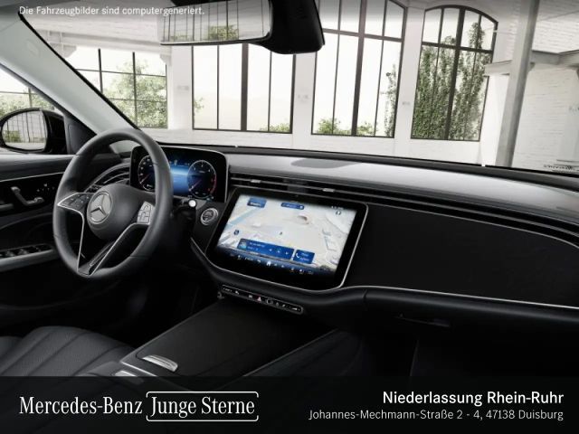 Mercedes-Benz E 220