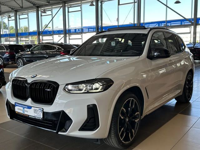 BMW X3 M Leder Pano Memory Harman Kardon AHK R.Cam 2023 Benzine