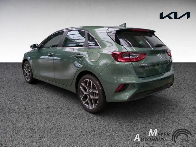 Kia Ceed / cee'd