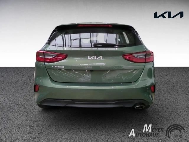 Kia Ceed / cee'd
