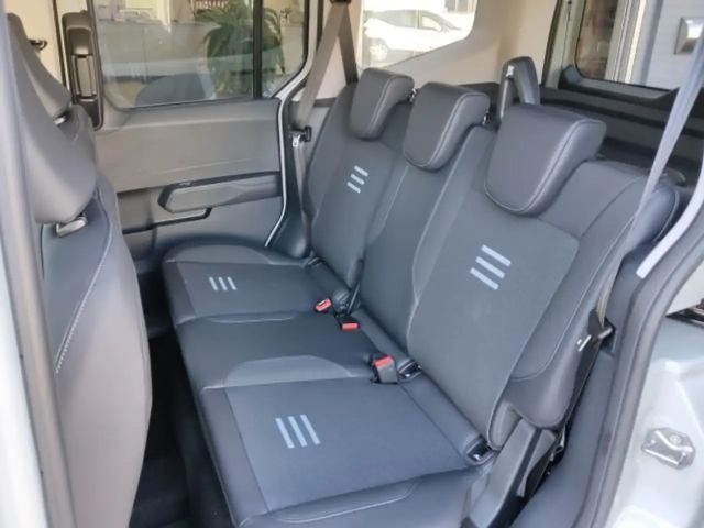 Ford Tourneo