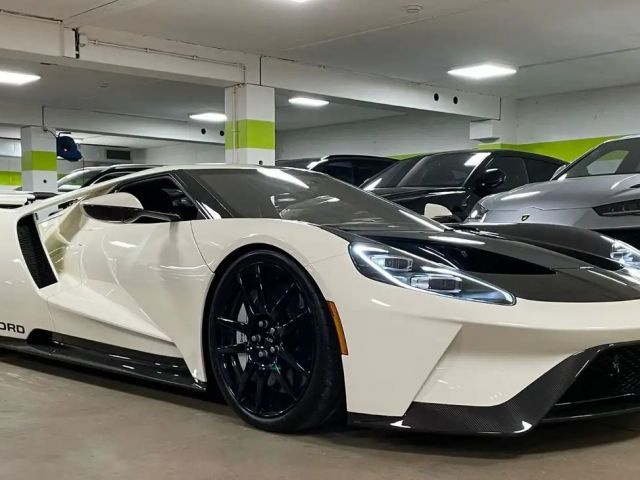 Ford GT