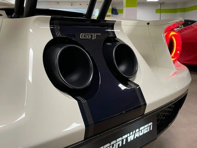 Ford GT