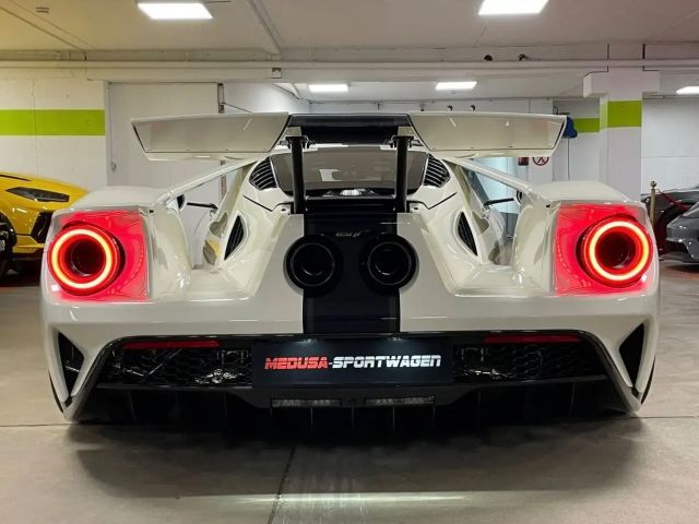 Ford GT