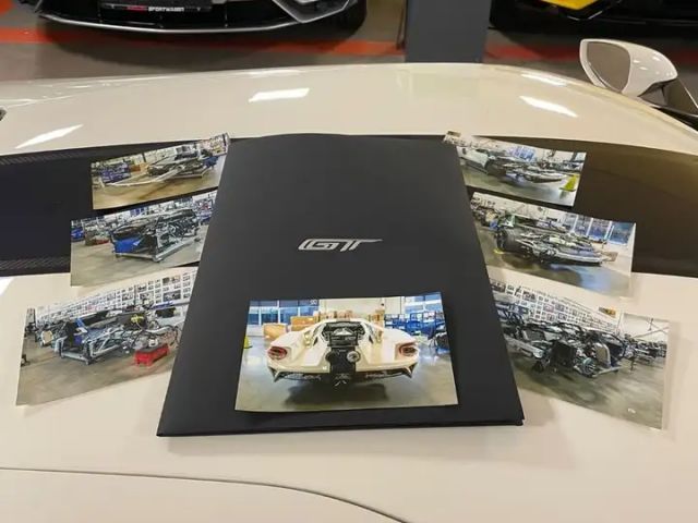 Ford GT